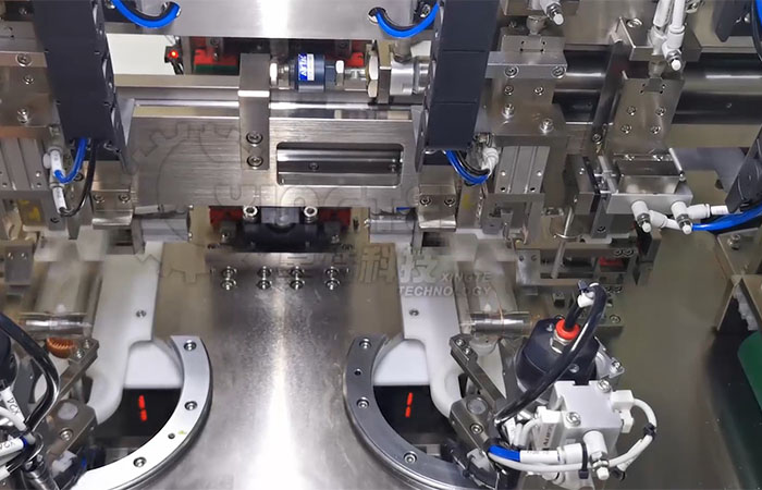 全自動環(huán)形電感繞線機的工作方式